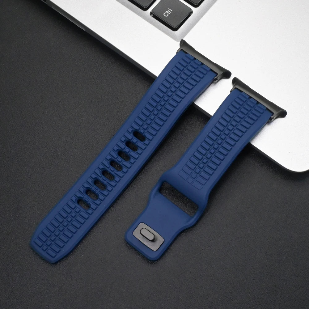 Soft silicone sport band for Galaxy Watch 9 Galaxy Watch Ultra 2 and 1 and Galaxy Watch 8 in silver deep blue