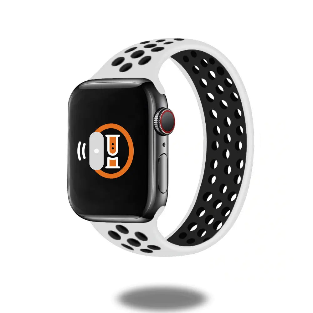 Sport Silicon Solo Loop Band on Apple Watch, featuring breathable design, ideal for swimming and workouts.