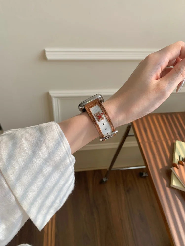 Cute Bear Leather Apple Watch Band for Women (38–49mm)