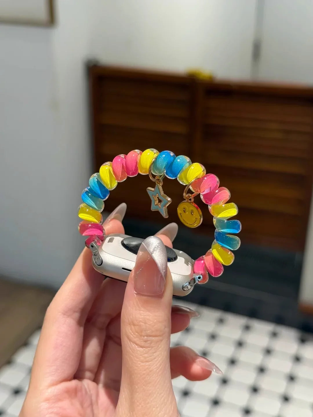 Rainbow Scrunchie Bracelet Apple Watch Band 38–49mm – Elastic Charm Strap with colorful beads and charms